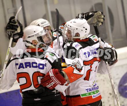 Eishockey Carinthian Hockey League CHL.  EC Tarco Woelfe Klagenfurt gegen EC Feld am See. Jubel Tarco. Klagenfurt, am 25.2.2010.
Foto: Kuess

---
pressefotos, pressefotografie, kuess, qs, qspictures, sport, bild, bilder, bilddatenbank