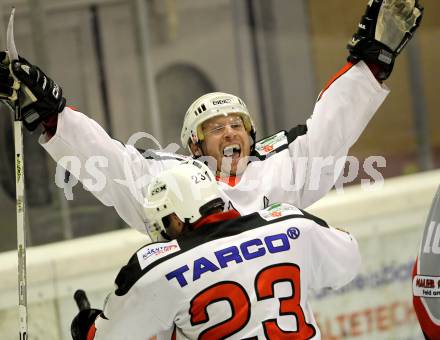 Eishockey Carinthian Hockey League CHL.  EC Tarco Woelfe Klagenfurt gegen EC Feld am See. Jubel Georg Kriessmann, Michael Krainer (Tarco). Klagenfurt, am 25.2.2010.
Foto: Kuess

---
pressefotos, pressefotografie, kuess, qs, qspictures, sport, bild, bilder, bilddatenbank