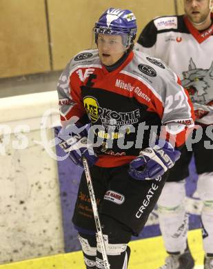 Eishockey Carinthian Hockey League CHL.  EC Tarco Woelfe Klagenfurt gegen EC Feld am See. Guenter Kilzer (Feld am See). Klagenfurt, am 25.2.2010.
Foto: Kuess

---
pressefotos, pressefotografie, kuess, qs, qspictures, sport, bild, bilder, bilddatenbank