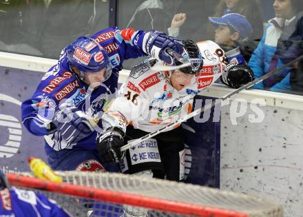 EBEL. Eishockey Bundesliga. EC Pasut VSV gegen EHC LIWEST Linz.  Mikael Wahlberg, (VSV),  Christoph Ibounig (Linz). Villach, am 28.2.2010.
Foto: Kuess 


---
pressefotos, pressefotografie, kuess, qs, qspictures, sport, bild, bilder, bilddatenbank