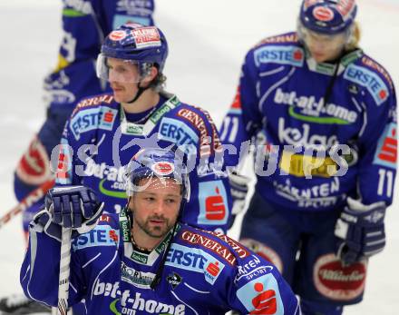 EBEL. Eishockey Bundesliga. EC Pasut VSV gegen EHC LIWEST Linz.  Enttaeuscht Gerhard Unterluggauer, Christian Ban, Nico Toff (VSV). Villach, am 28.2.2010.
Foto: Kuess 


---
pressefotos, pressefotografie, kuess, qs, qspictures, sport, bild, bilder, bilddatenbank