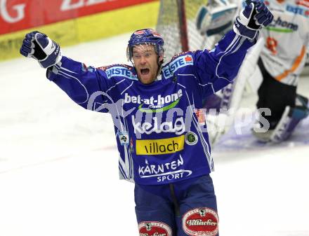 EBEL. Eishockey Bundesliga. EC Pasut VSV gegen EHC LIWEST Linz.  Torjubel Mikael Wahlberg (VSV). Villach, am 28.2.2010.
Foto: Kuess 


---
pressefotos, pressefotografie, kuess, qs, qspictures, sport, bild, bilder, bilddatenbank