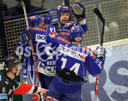 EBEL. Eishockey Bundesliga. EC Pasut VSV gegen EHC LIWEST Linz.  Torjubel VSV. Villach, am 28.2.2010.
Foto: Kuess 


---
pressefotos, pressefotografie, kuess, qs, qspictures, sport, bild, bilder, bilddatenbank