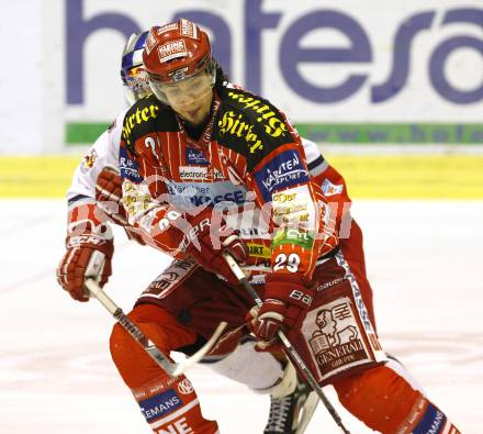 EBEL. Eishockey Bundesliga. KAC gegen EC Red Bull Salzburg. BRANDNER Christoph (KAC), REGIER Steven (Salzburg). Klagenfurt, am 28.2.2010.
Foto: Kuess 

---
pressefotos, pressefotografie, kuess, qs, qspictures, sport, bild, bilder, bilddatenbank