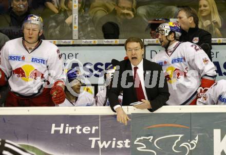 EBEL. Eishockey Bundesliga. KAC gegen EC Red Bull Salzburg. Trainer Page Pierre (Salzburg). Klagenfurt, am 28.2.2010.
Foto: Kuess 

---
pressefotos, pressefotografie, kuess, qs, qspictures, sport, bild, bilder, bilddatenbank