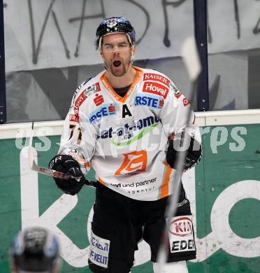 EBEL. Eishockey Bundesliga. EC Pasut VSV gegen EHC LIWEST Linz.  Torjubel Patrick Leahy (Linz). Villach, am 28.2.2010.
Foto: Kuess 


---
pressefotos, pressefotografie, kuess, qs, qspictures, sport, bild, bilder, bilddatenbank