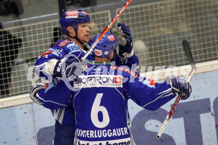 EBEL. Eishockey Bundesliga. EC Pasut VSV gegen EHC LIWEST Linz.  Torjubel Mike Stewart, Gerhard Unterluggauer (VSV). Villach, am 28.2.2010.
Foto: Kuess 


---
pressefotos, pressefotografie, kuess, qs, qspictures, sport, bild, bilder, bilddatenbank