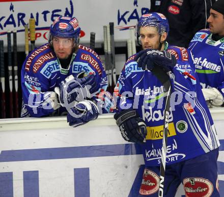 EBEL. Eishockey Bundesliga. EC Pasut VSV gegen EHC LIWEST Linz.  Enttaeuscht Thomas Pfeffer, Mike Michael Martin (VSV). Villach, am 28.2.2010.
Foto: Kuess 


---
pressefotos, pressefotografie, kuess, qs, qspictures, sport, bild, bilder, bilddatenbank