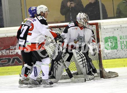 Eishockey Carinthian Hockey League CHL.  EC Tarco Woelfe Klagenfurt gegen EC Feld am See. Georg Kriessmann, Christoph Felsberger (Tarco). Klagenfurt, am 25.2.2010.
Foto: Kuess

---
pressefotos, pressefotografie, kuess, qs, qspictures, sport, bild, bilder, bilddatenbank