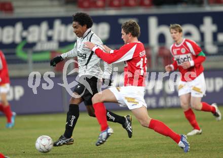 Fussball BUndesliga. SK Austria Kaernten gegen SV Mattersburg.  Sandro Ferreira Da Silva (Kaernten), Manuel Seidl (Mattersburg). Klagenfurt, am 6.2.2010.
Foto: Kuess
---
pressefotos, pressefotografie, kuess, qs, qspictures, sport, bild, bilder, bilddatenbank