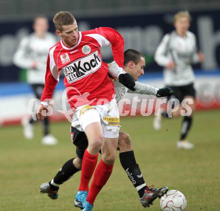 Fussball BUndesliga. SK Austria Kaernten gegen SV Mattersburg. Markus Pink (Kaernten), Dominik Doleschal (Mattersburg). Klagenfurt, am 6.2.2010.
Foto: Kuess
---
pressefotos, pressefotografie, kuess, qs, qspictures, sport, bild, bilder, bilddatenbank