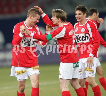 Fussball BUndesliga. SK Austria Kaernten gegen SV Mattersburg. Torjubel (Mattersburg). Klagenfurt, am 6.2.2010.
Foto: Kuess
---
pressefotos, pressefotografie, kuess, qs, qspictures, sport, bild, bilder, bilddatenbank