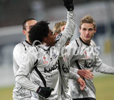 Fussball BUndesliga. SK Austria Kaernten gegen SV Mattersburg. Torjubel Sandro Ferreira Da Silva (Kaernten). Klagenfurt, am 6.2.2010.
Foto: Kuess
---
pressefotos, pressefotografie, kuess, qs, qspictures, sport, bild, bilder, bilddatenbank