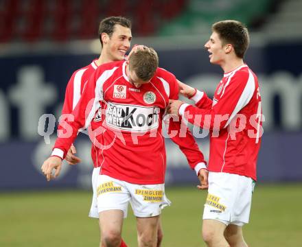 Fussball BUndesliga. SK Austria Kaernten gegen SV Mattersburg. Torjubel (Mattersburg). Klagenfurt, am 6.2.2010.
Foto: Kuess
---
pressefotos, pressefotografie, kuess, qs, qspictures, sport, bild, bilder, bilddatenbank