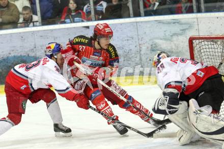 EBEL. Eishockey Bundesliga. EC Red Bull Salzburg gegen KAC. HUNDERTPFUND Thomas (KAC), REBEK Jeremy, DIVIS Reinhard (Salzburg). Salzburg, am 7.3.2010.
Foto: Kuess 

---
pressefotos, pressefotografie, kuess, qs, qspictures, sport, bild, bilder, bilddatenbank