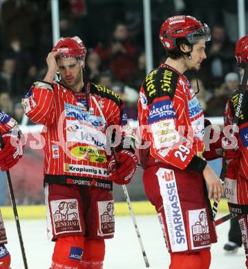 EBEL. Eishockey Bundesliga. EC Red Bull Salzburg gegen KAC. Sean Brown, Chrostoph Brandner (KAC). Salzburg, am 7.3.2010.
Foto: Kuess 

---
pressefotos, pressefotografie, kuess, qs, qspictures, sport, bild, bilder, bilddatenbank