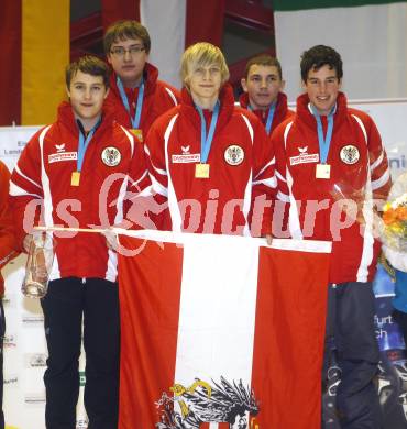 STOCKSPORT. IFI Eisstock Europameisterschaften. U 16 Teambewerb der Herren. Siegerehrung. Oesterreich mit Benjamin Fillafer (vorne rechts) (AUT). Klagenfurt am 6.3.2010
Foto: Kuess
---
pressefotos, pressefotografie, kuess, qs, qspictures, sport, bild, bilder, bilddatenbank