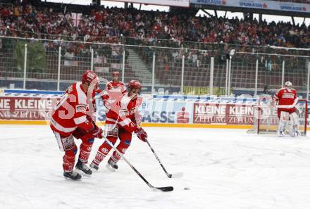 Eishockey. Kaerntner Freiluftderby.  KAC gegen VSV. Jeffrey Tory. Klagenfurt, 8.1.2010.
Foto: Kuess
---
pressefotos, pressefotografie, kuess, qs, qspictures, sport, bild, bilder, bilddatenbank