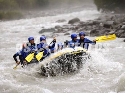 EBEL. Eishockey Bundesliga. Teambuilding KAC. Jeffrey Tory. Rafting. Lienz, am 1.9.2008.
Foto: Kuess
---
pressefotos, pressefotografie, kuess, qs, qspictures, sport, bild, bilder, bilddatenbank