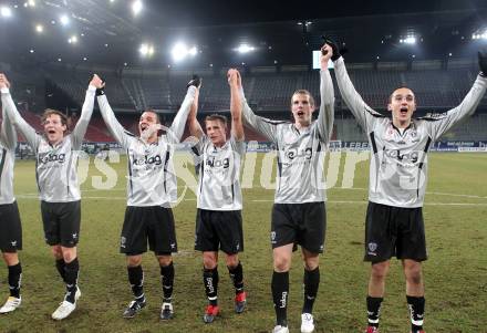 Fussball Stiegl OEFB Cup. SK Austria Kaernten gegen Fernwaerme Vienna. Jubel Mario Kroepfl, Marco Salvatore, Thomas Riedl, Daniel Gramann Markus Pink(Kaernten). Klagenfurt, am 9.3.2010.
Foto: Kuess
---
pressefotos, pressefotografie, kuess, qs, qspictures, sport, bild, bilder, bilddatenbank