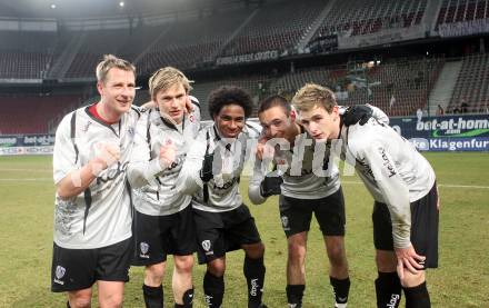 Fussball Stiegl OEFB Cup. SK Austria Kaernten gegen Fernwaerme Vienna. Jubel Thomas Riedl, Stefan Hierlaender, Sandro Ferreira Da Silva, Markus Pink, Michael Sollbauer(Kaernten). Klagenfurt, am 9.3.2010.
Foto: Kuess
---
pressefotos, pressefotografie, kuess, qs, qspictures, sport, bild, bilder, bilddatenbank