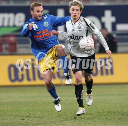 Fussball Stiegl OEFB Cup. SK Austria Kaernten gegen Fernwaerme Vienna. Stefan Hierlaender (Kaernten), Kai Schoppitsch (Vienna). Klagenfurt, am 9.3.2010.
Foto: Kuess
---
pressefotos, pressefotografie, kuess, qs, qspictures, sport, bild, bilder, bilddatenbank