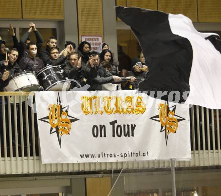 Eishockey Carinthian Hockey League CHL. EC Tarco Woelfe Klagenfurt gegen EC SV Spittal. Fans (Spittal). Klagenfurt, am 9.3.2010.
Foto: Kuess
---
pressefotos, pressefotografie, kuess, qs, qspictures, sport, bild, bilder, bilddatenbank