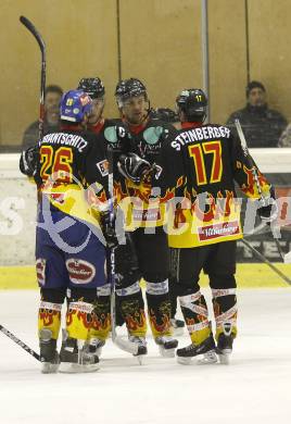 Eishockey Carinthian Hockey League CHL. EC Tarco Woelfe Klagenfurt gegen EC SV Spittal. Torjubel (Spittal). Klagenfurt, am 9.3.2010.
Foto: Kuess
---
pressefotos, pressefotografie, kuess, qs, qspictures, sport, bild, bilder, bilddatenbank