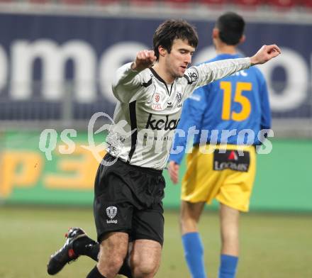 Fussball Stiegl OEFB Cup. SK Austria Kaernten gegen Fernwaerme Vienna. Torjubel Goran Aleksic (Kaernten). Klagenfurt, am 9.3.2010.
Foto: Kuess
---
pressefotos, pressefotografie, kuess, qs, qspictures, sport, bild, bilder, bilddatenbank