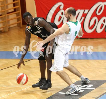 Basketball Bundesliga. Woerthersee Piraten gegen Guessing Knights.  Joachim Buggelsheim (Piraten), Jean Francois  (Guessing Knights). Klagenfurt, 14.3.2010.
Foto:  Kuess

---
pressefotos, pressefotografie, kuess, qs, qspictures, sport, bild, bilder, bilddatenbank