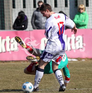 Fussball Regionalliga. SAK gegen Wels. Lausegger Patrick (SAK), Roidinger Mathias  (Wels). Klagenfurt, 14.3.2010.
Foto: Kuess
---
pressefotos, pressefotografie, kuess, qs, qspictures, sport, bild, bilder, bilddatenbank