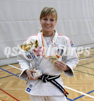 Judo. Kaerntner Meisterschaften. Petra Steinbauer. Feldkirchen, 14. 3. 2010.
Foto: Kuess
---
pressefotos, pressefotografie, kuess, qs, qspictures, sport, bild, bilder, bilddatenbank