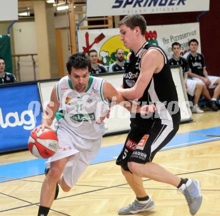 Basketball Bundesliga. Woerthersee Piraten gegen Guessing Knights.  Samo Grum (Piraten), Sebastian Koch  (Guessing Knights). Klagenfurt, 14.3.2010.
Foto:  Kuess

---
pressefotos, pressefotografie, kuess, qs, qspictures, sport, bild, bilder, bilddatenbank