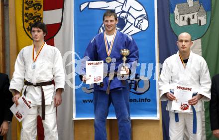Judo. Kaerntner Meisterschaften. (+73kg - 81kg). 2. Rafael Rauch, 1. Matthias Piber, 3. Rudolf Lackner. Feldkirchen, 14. 3. 2010.
Foto: Kuess
---
pressefotos, pressefotografie, kuess, qs, qspictures, sport, bild, bilder, bilddatenbank