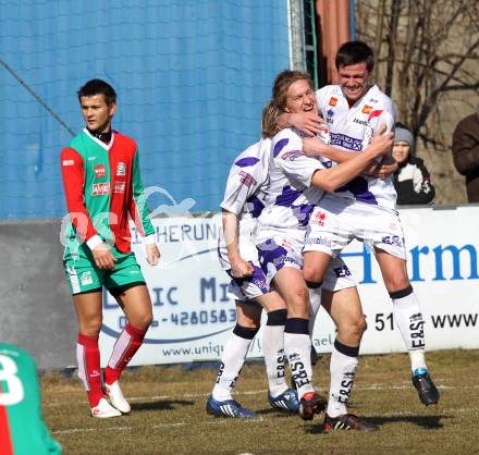 Fussball Regionalliga. SAK gegen Wels. Torjubel  Samo Olpi, Darjan Aleksic (SAK). Klagenfurt, 14.3.2010.
Foto: Kuess
---
pressefotos, pressefotografie, kuess, qs, qspictures, sport, bild, bilder, bilddatenbank