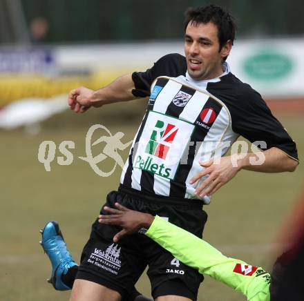 Fussball. Regionalliga. WAC/St. Andrae gegen SV Bad Aussee.  Bernd Kaintz (WAC/St. Andrae). Wolfsberg, 13.3.2010. 
Foto: Kuess

---
pressefotos, pressefotografie, kuess, qs, qspictures, sport, bild, bilder, bilddatenbank