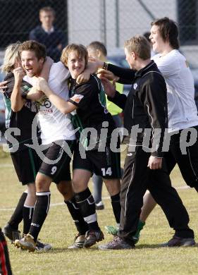 Fussball Regionalliga. SC St. Stefan/Lav. gegen SK St. Andrae/Lavanttal. Jubel (St. Stefan). Klagenfurt, 20.3.2010.
Foto: Kuess
---
pressefotos, pressefotografie, kuess, qs, qspictures, sport, bild, bilder, bilddatenbank