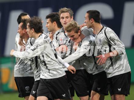 Fussball Bundesliga. SK Austria Kaernten gegen SV Josko Ried. Torjubel (Kaernten). Klagenfurt, am 20.3.2010.
Foto: Kuess
---
pressefotos, pressefotografie, kuess, qs, qspictures, sport, bild, bilder, bilddatenbank