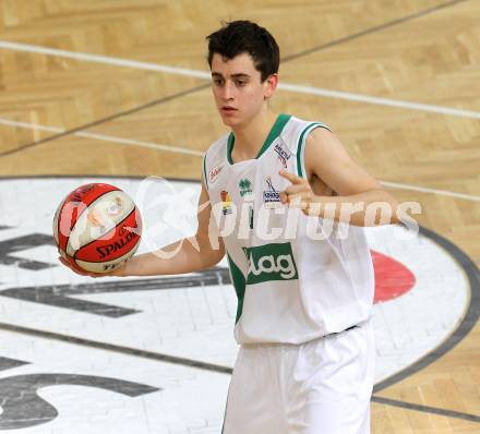 Basketball Bundesliga. Woerthersee Piraten gegen Guessing Knights.   Martin Breithuber (Piraten). Klagenfurt, 14.3.2010.
Foto:  Kuess

---
pressefotos, pressefotografie, kuess, qs, qspictures, sport, bild, bilder, bilddatenbank