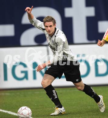 Fussball Bundesliga. SK Austria Kaernten gegen SV Josko Ried. Michael Sollbauer (Kaernten). Klagenfurt, am 20.3.2010.
Foto: Kuess
---
pressefotos, pressefotografie, kuess, qs, qspictures, sport, bild, bilder, bilddatenbank