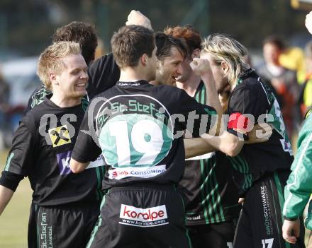 Fussball Regionalliga. SC St. Stefan/Lav. gegen SK St. Andrae/Lavanttal. Jubel (St. Stefan). Klagenfurt, 20.3.2010.
Foto: Kuess
---
pressefotos, pressefotografie, kuess, qs, qspictures, sport, bild, bilder, bilddatenbank