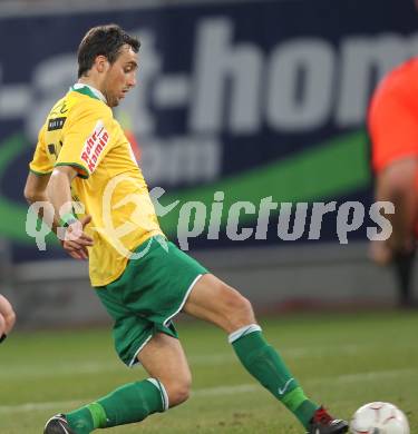 Fussball Bundesliga. SK Austria Kaernten gegen SV Josko Ried. Atdhe Nuhiu (Ried). Klagenfurt, am 20.3.2010.
Foto: Kuess
---
pressefotos, pressefotografie, kuess, qs, qspictures, sport, bild, bilder, bilddatenbank