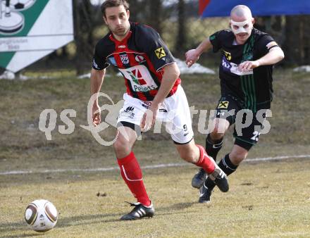 Fussball Regionalliga. SC St. Stefan/Lav. gegen SK St. Andrae/Lavanttal. Patrick Rene Striednig (St. Stefan), Marco Reich (St. Andrae). Klagenfurt, 20.3.2010.
Foto: Kuess
---
pressefotos, pressefotografie, kuess, qs, qspictures, sport, bild, bilder, bilddatenbank