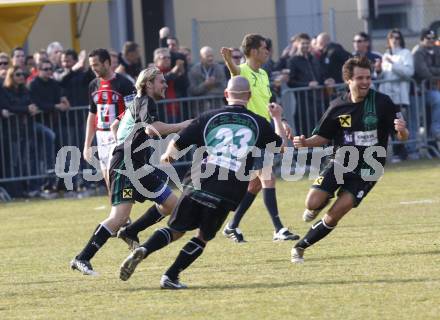 Fussball Regionalliga. SC St. Stefan/Lav. gegen SK St. Andrae/Lavanttal. Jubel (St. Stefan). Klagenfurt, 20.3.2010.
Foto: Kuess
---
pressefotos, pressefotografie, kuess, qs, qspictures, sport, bild, bilder, bilddatenbank