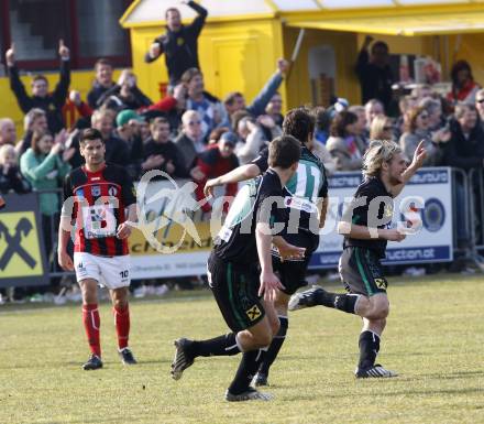 Fussball Regionalliga. SC St. Stefan/Lav. gegen SK St. Andrae/Lavanttal. Jubel (St. Stefan). Klagenfurt, 20.3.2010.
Foto: Kuess
---
pressefotos, pressefotografie, kuess, qs, qspictures, sport, bild, bilder, bilddatenbank