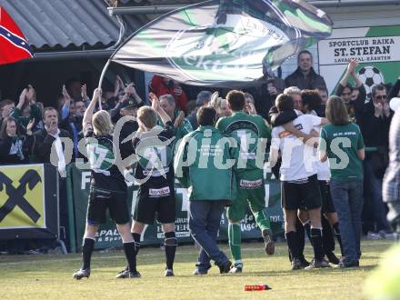 Fussball Regionalliga. SC St. Stefan/Lav. gegen SK St. Andrae/Lavanttal. Jubel (St. Stefan). Klagenfurt, 20.3.2010.
Foto: Kuess
---
pressefotos, pressefotografie, kuess, qs, qspictures, sport, bild, bilder, bilddatenbank