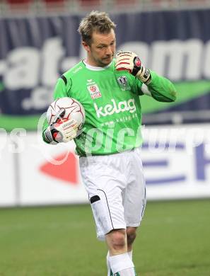 Fussball Bundesliga. SK Austria Kaernten gegen SV Josko Ried. Andreas Schranz (Kaernten). Klagenfurt, am 20.3.2010.
Foto: Kuess
---
pressefotos, pressefotografie, kuess, qs, qspictures, sport, bild, bilder, bilddatenbank