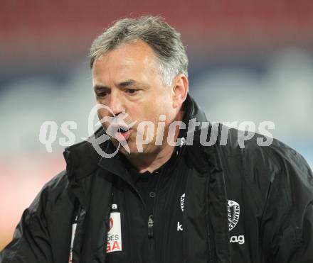 Fussball Bundesliga. SK Austria Kaernten gegen SV Josko Ried. Trainer Joze Prelogar (Kaernten). Klagenfurt, am 20.3.2010.
Foto: Kuess
---
pressefotos, pressefotografie, kuess, qs, qspictures, sport, bild, bilder, bilddatenbank