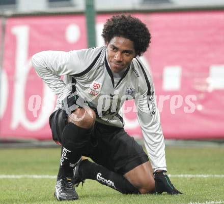Fussball Stiegl OEFB Cup. SK Austria Kaernten gegen Fernwaerme Vienna. Sandro Ferreira Da Silva (Kaernten). Klagenfurt, am 9.3.2010.
Foto: Kuess
---
pressefotos, pressefotografie, kuess, qs, qspictures, sport, bild, bilder, bilddatenbank