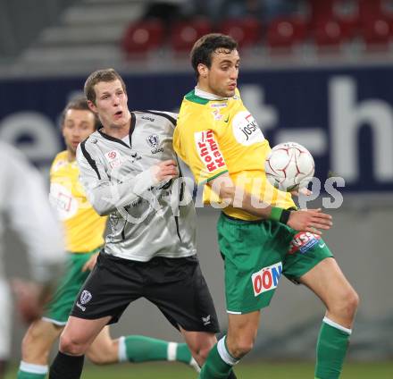 Fussball Bundesliga. SK Austria Kaernten gegen SV Josko Ried. Daniel Gramann (Kaernten), Atdhe Nuhiu (Ried). Klagenfurt, am 20.3.2010.
Foto: Kuess
---
pressefotos, pressefotografie, kuess, qs, qspictures, sport, bild, bilder, bilddatenbank